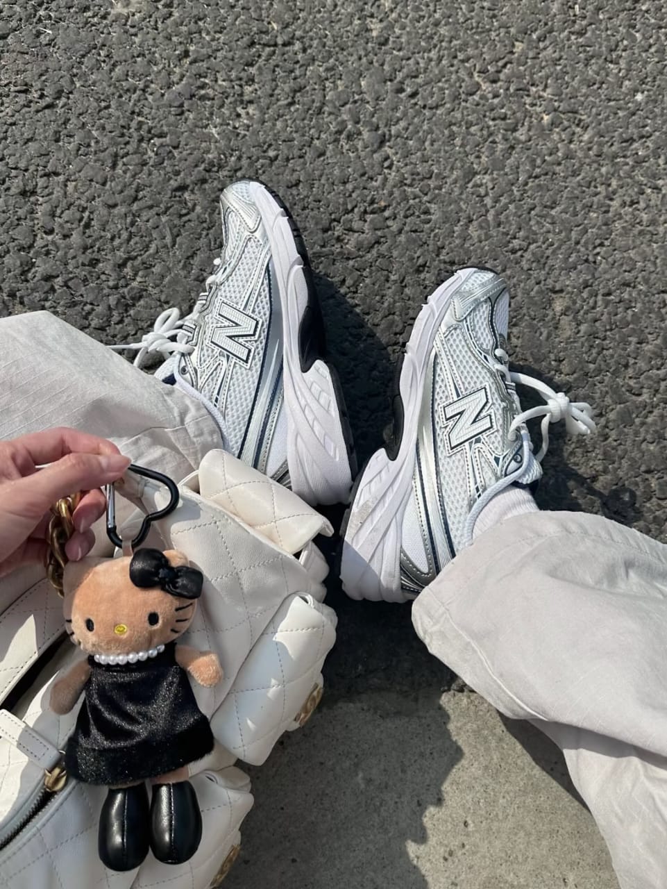 New Balance 740 Running Shoes For Men - Image 9