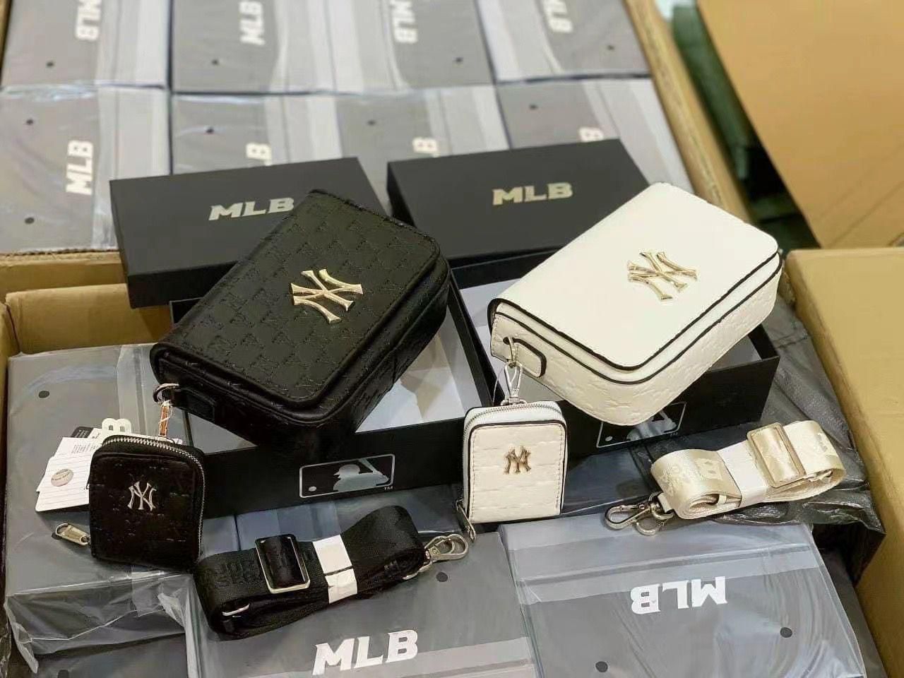 MLB New York Yankees Quilted Shoulder bag For Women - Image 3