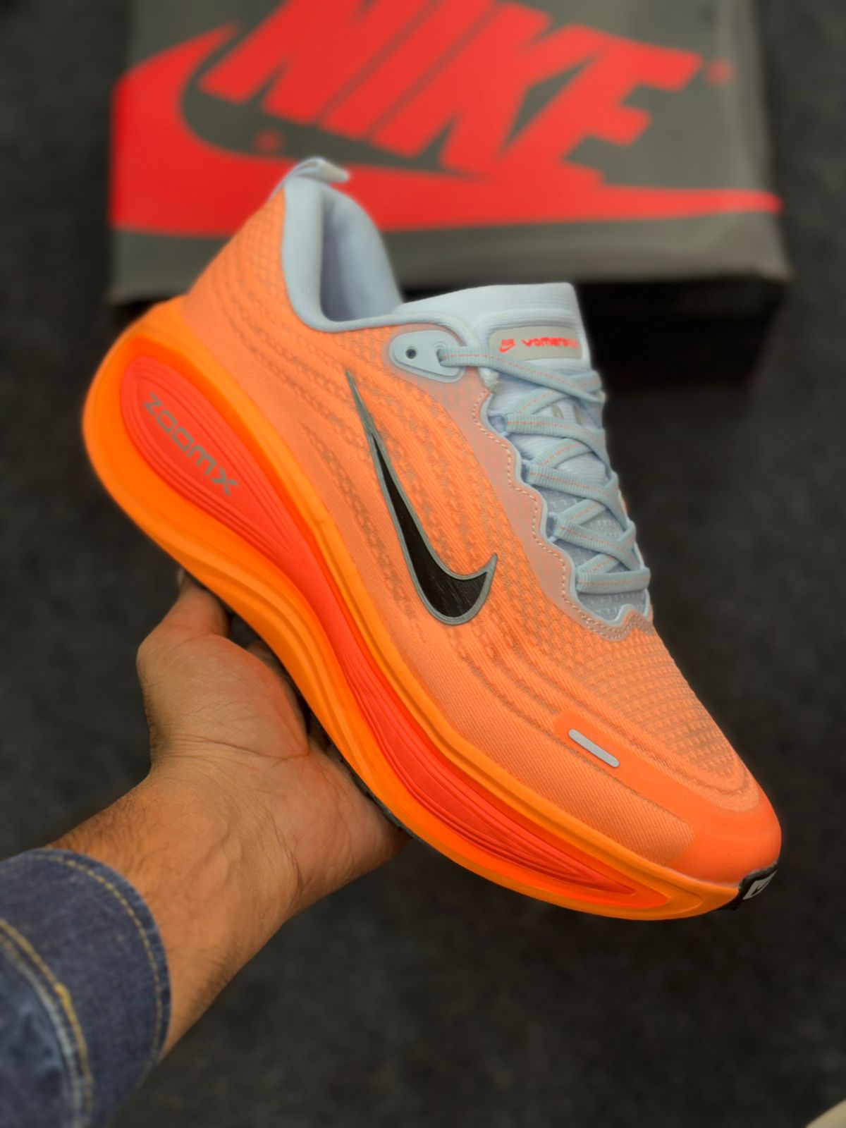 Nike Vomero plus Men's Shoes - Image 3