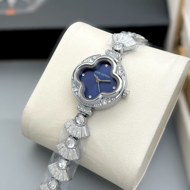 Louis Vuitton Blossom Diamond-Encrusted 32mm Quartz Movement Ladies Watch