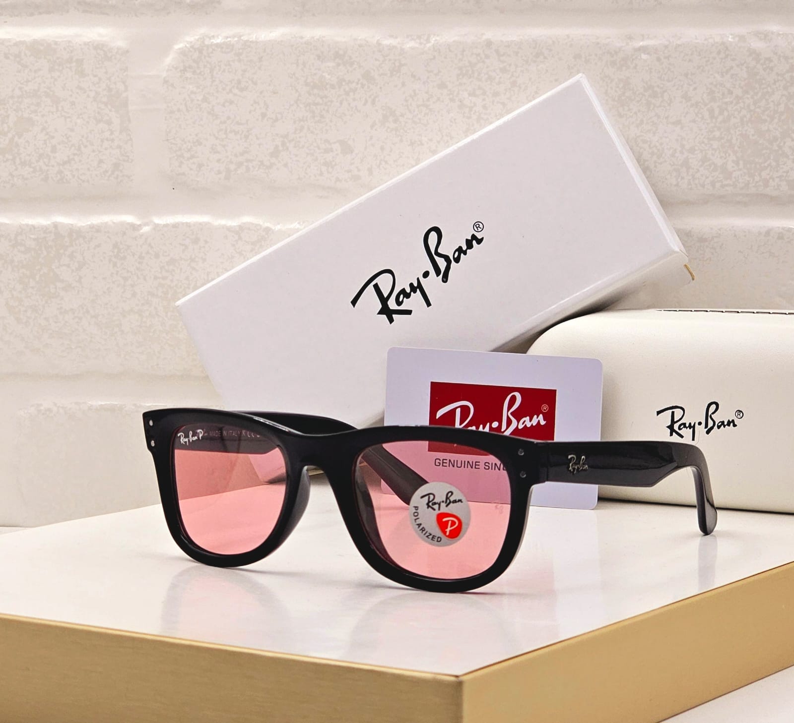 Ray-Ban Wayfarer Men's Sunglasses - Image 4