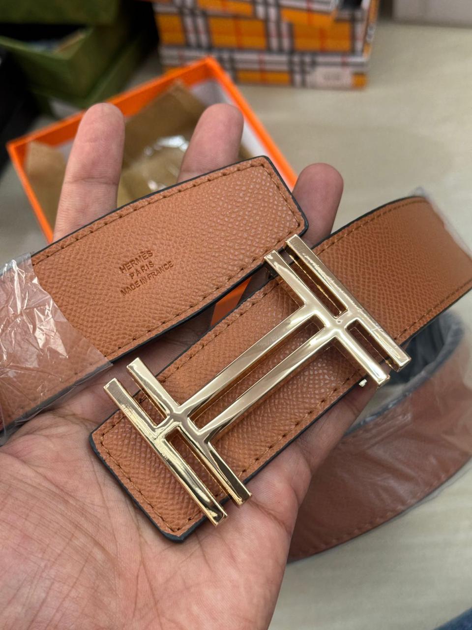 Hermes Style H Buckle Leather Belt for Men & Women - Image 2