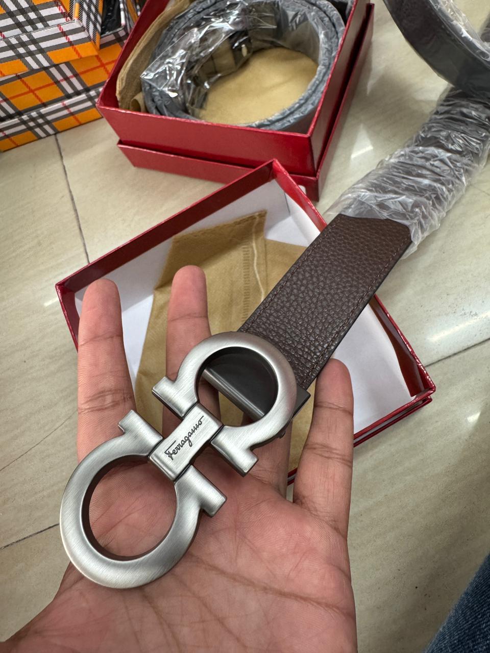 Salvatore Ferragamo Gancini Unisex Belt - Image 2