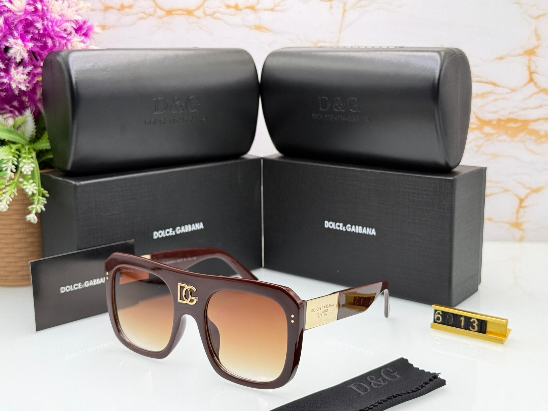 Dolce & Gabbana Unisex Sunglasses - Image 2