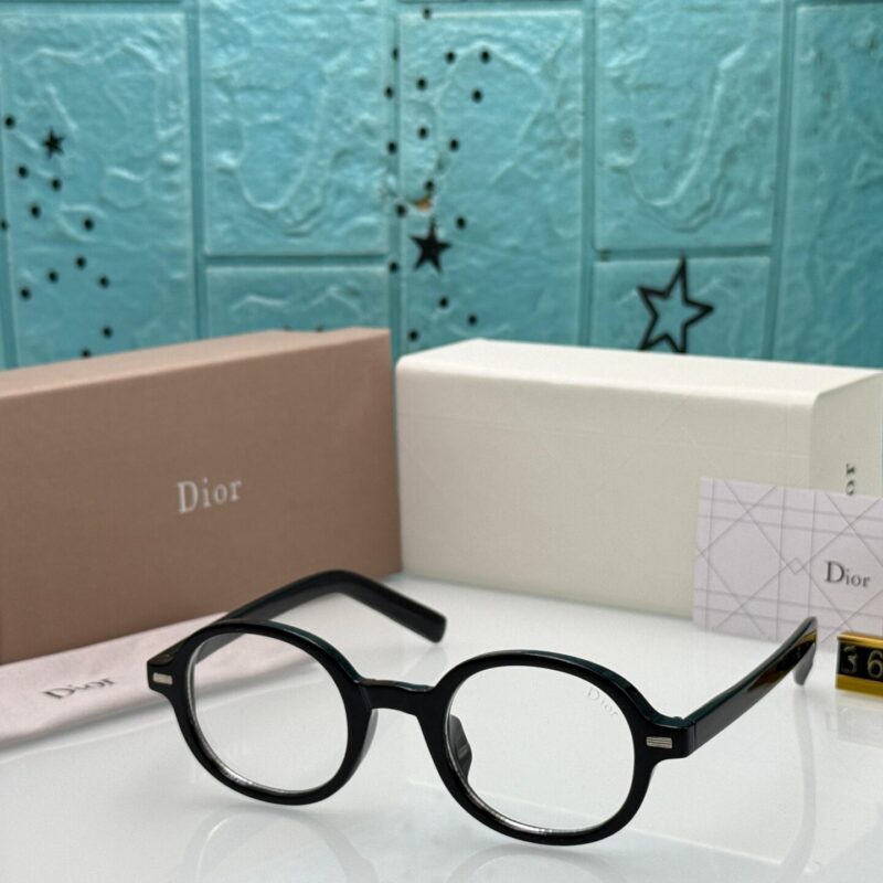 WhatsApp Image 2025-11-05 at 4.44.36 AM (1)