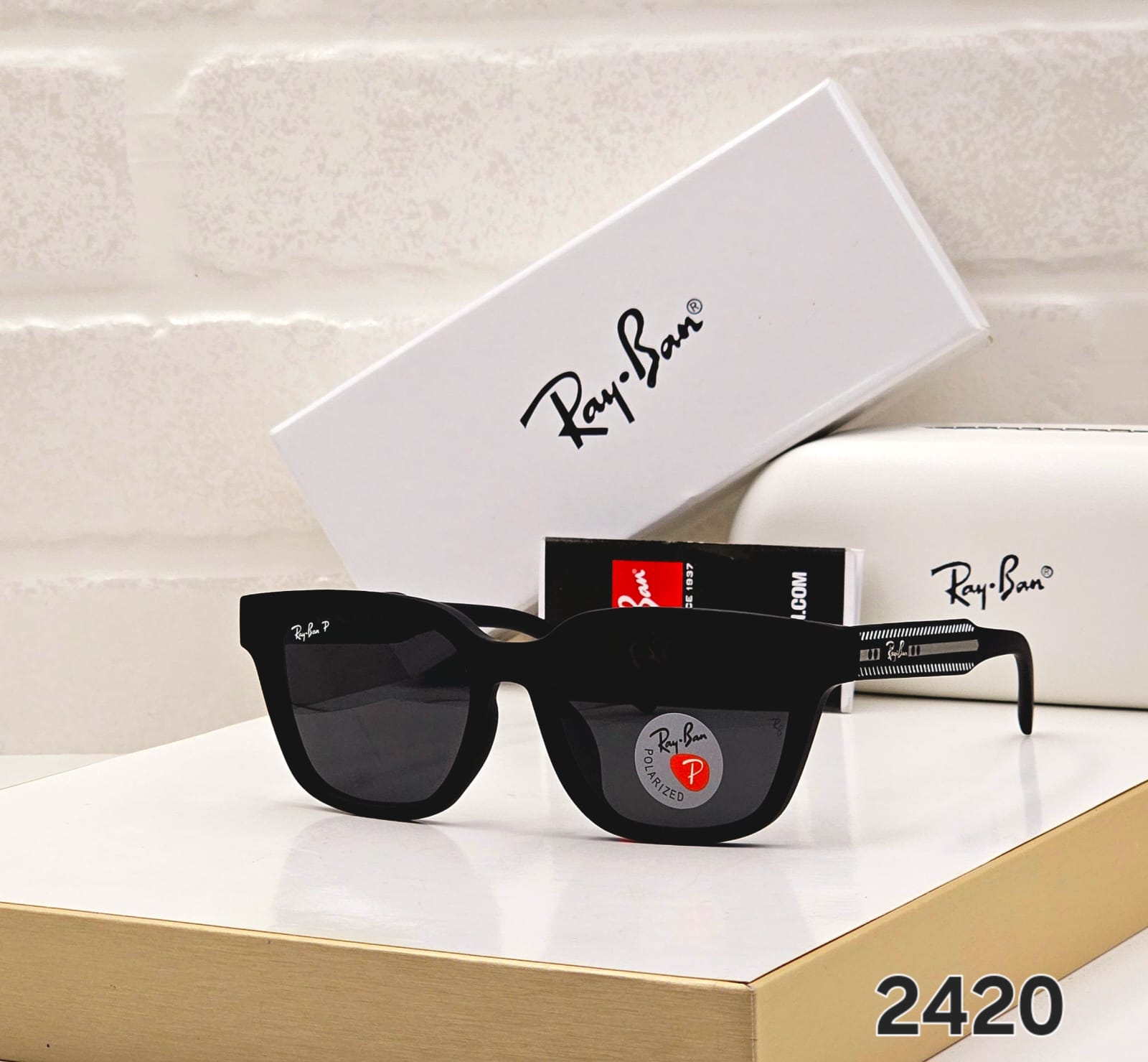 Ray-Ban Men's Sunglasses - Image 3