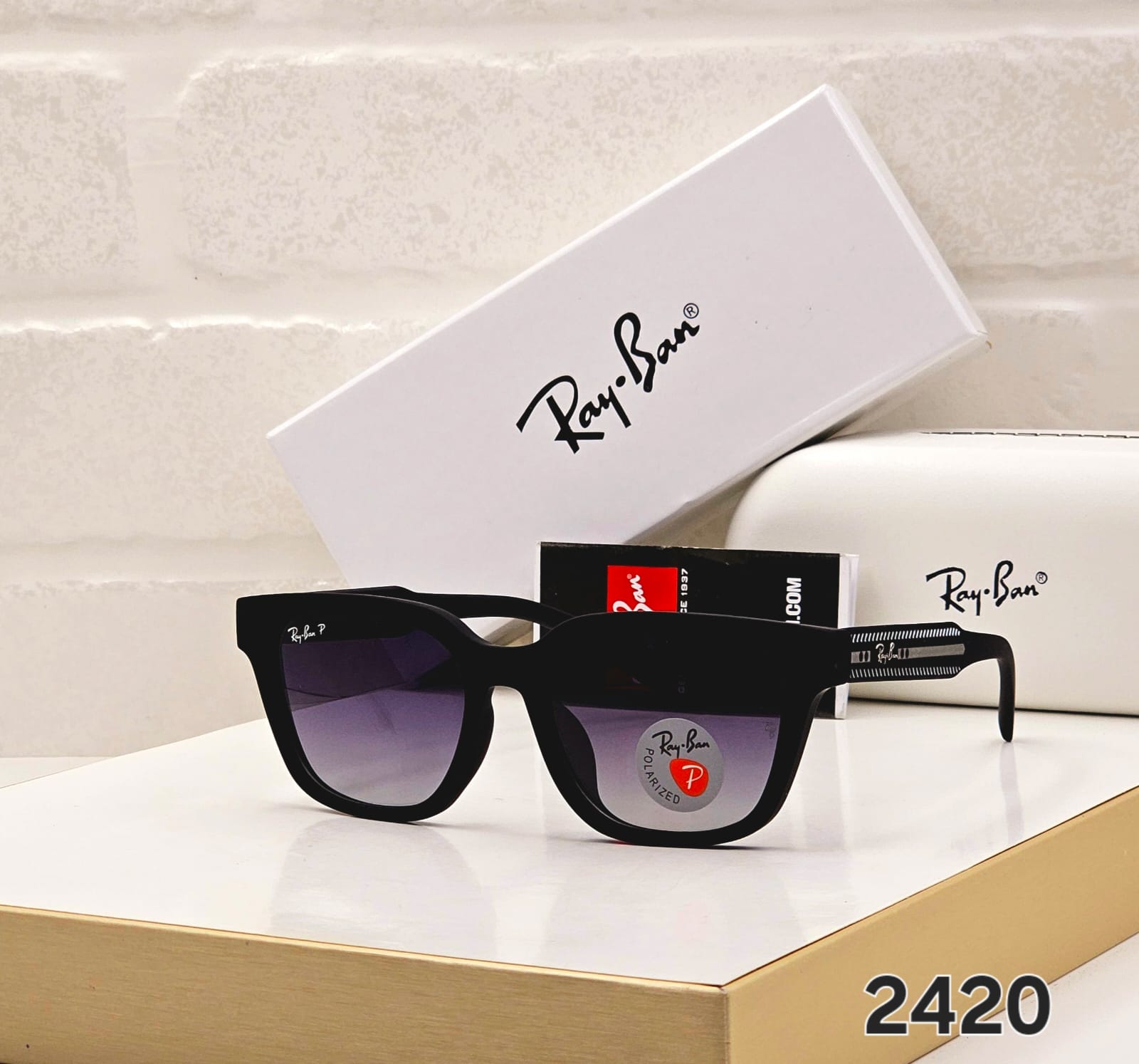 Ray-Ban Men's Sunglasses - Image 6