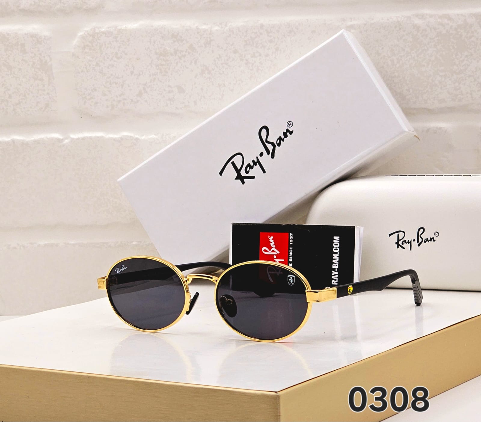 Ray-Ban Unisex Sunglasses - Image 3