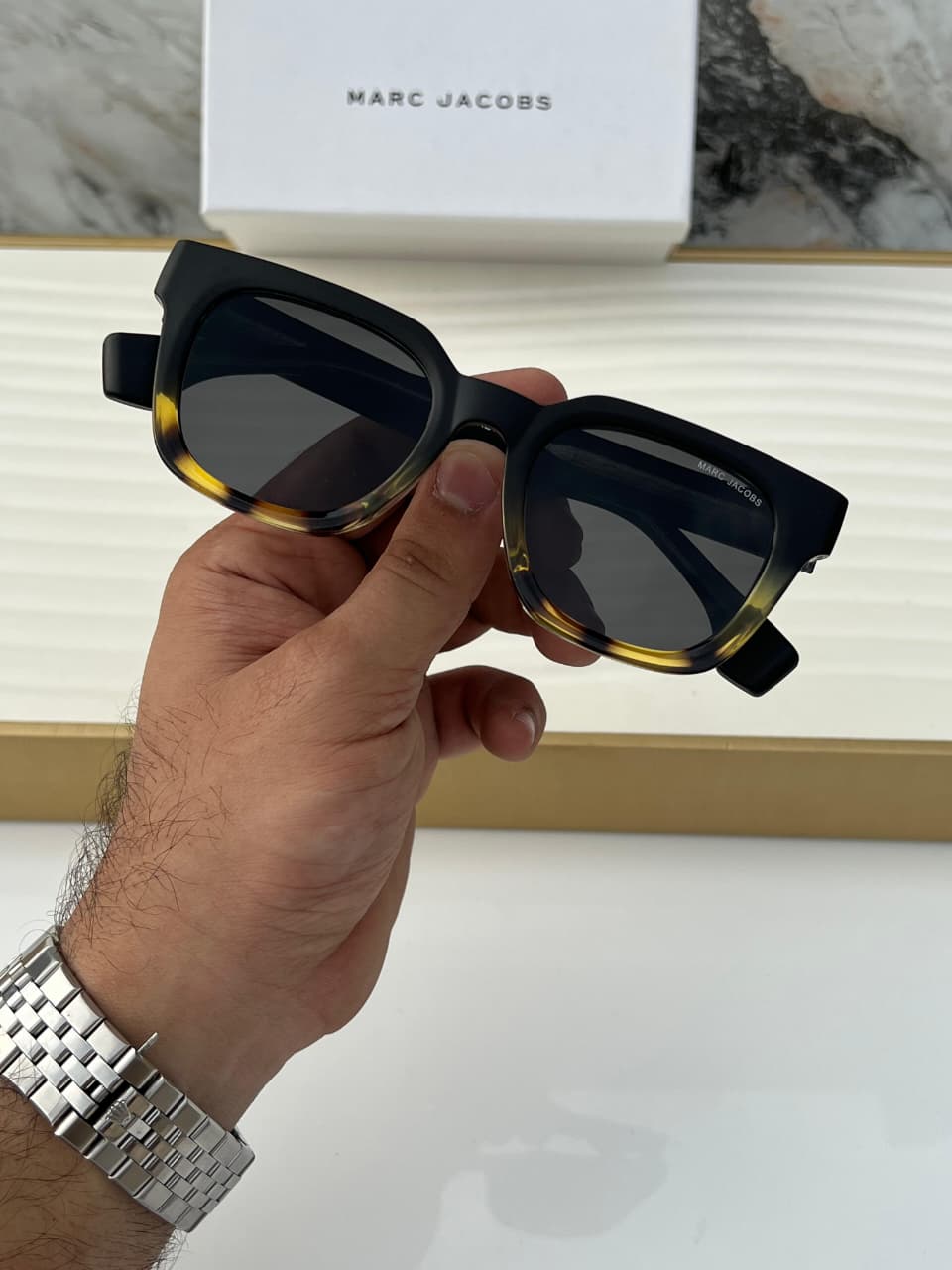 Marc Jacobs Unisex Sunglasses - Image 4