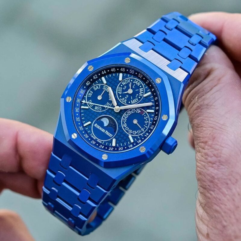 Audemars Piguet Royal Oak Men's Automatic Blue Dial 43mm Watch