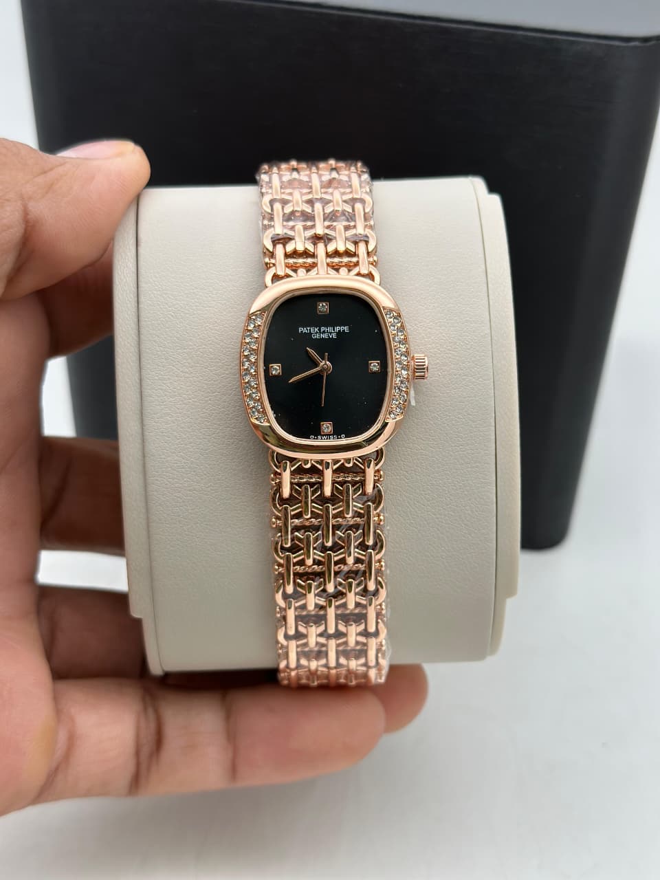 Patek Philippe Women's Watches Luxury Collection - Image 2