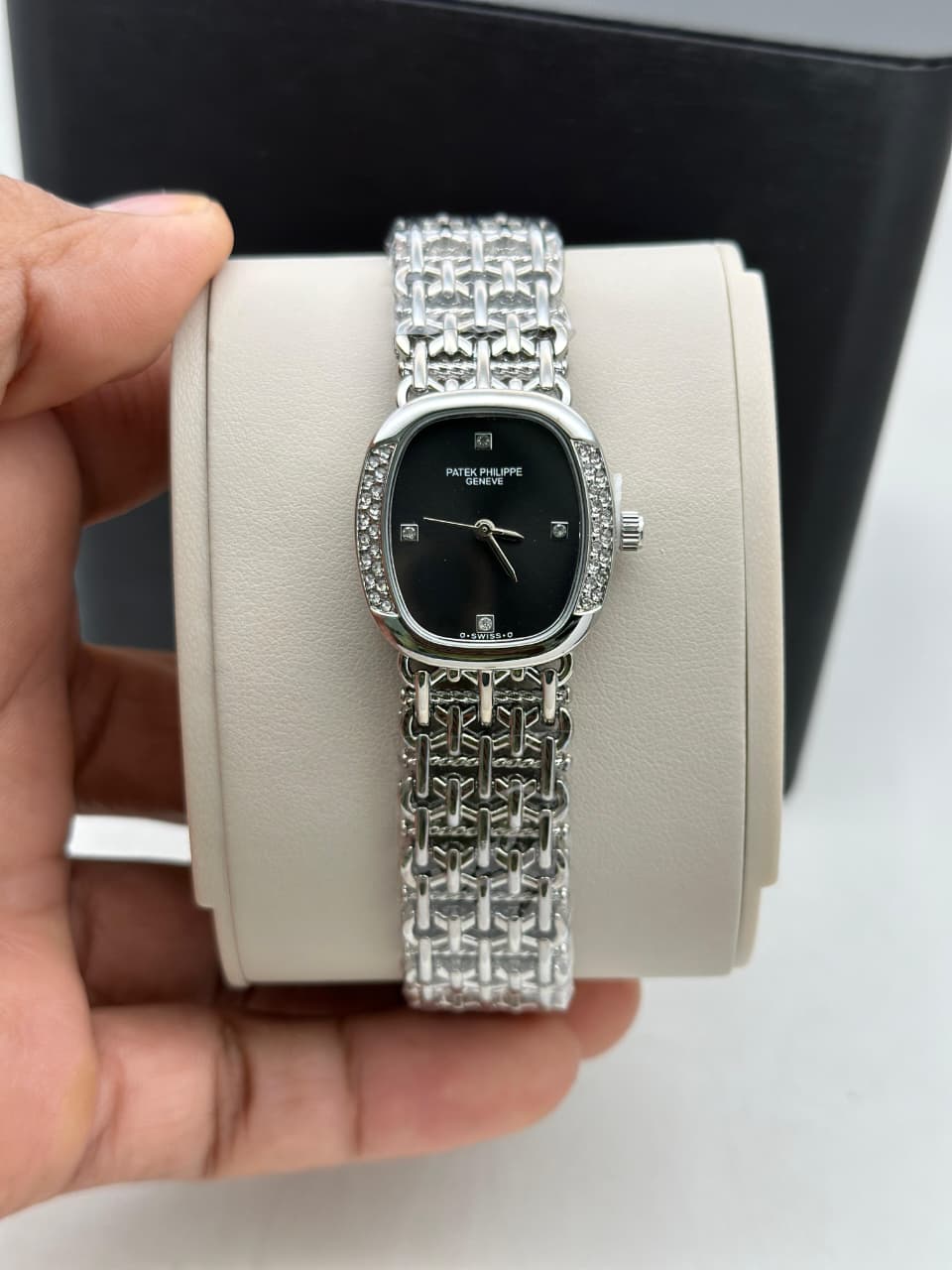 Patek Philippe Women's Watches Luxury Collection - Image 6