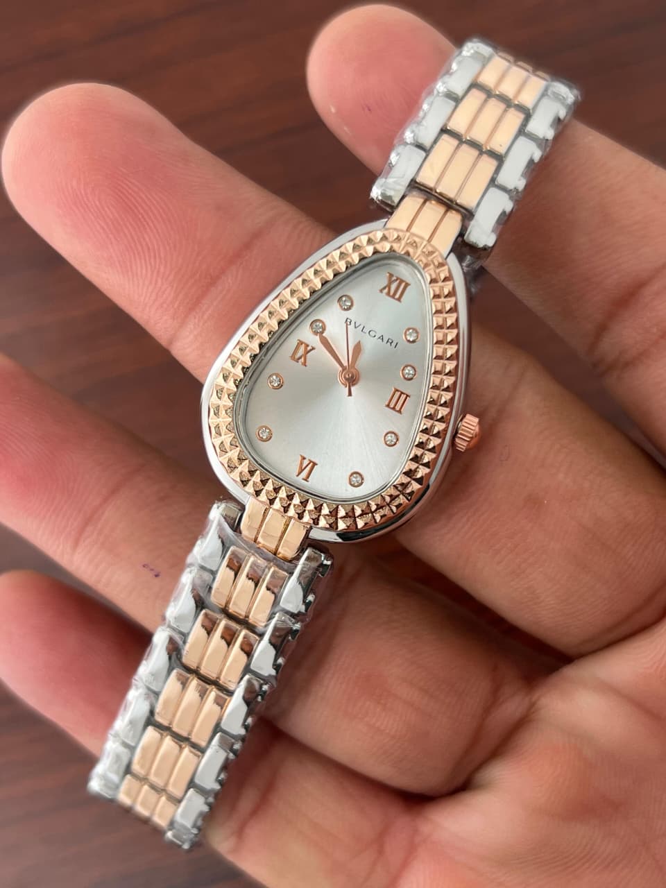 BVLGARI Gianni T-Bar Serpenti Watch for Women - Image 5