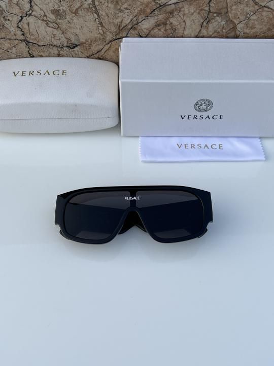 Versace Unisex Sunglasses - Image 6