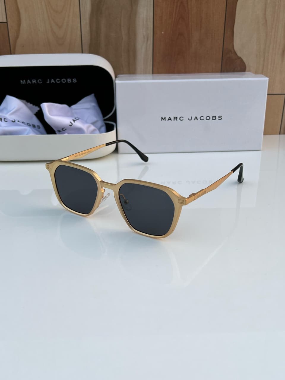 Marc Jacobs Square Gold Unisex Sunglasses