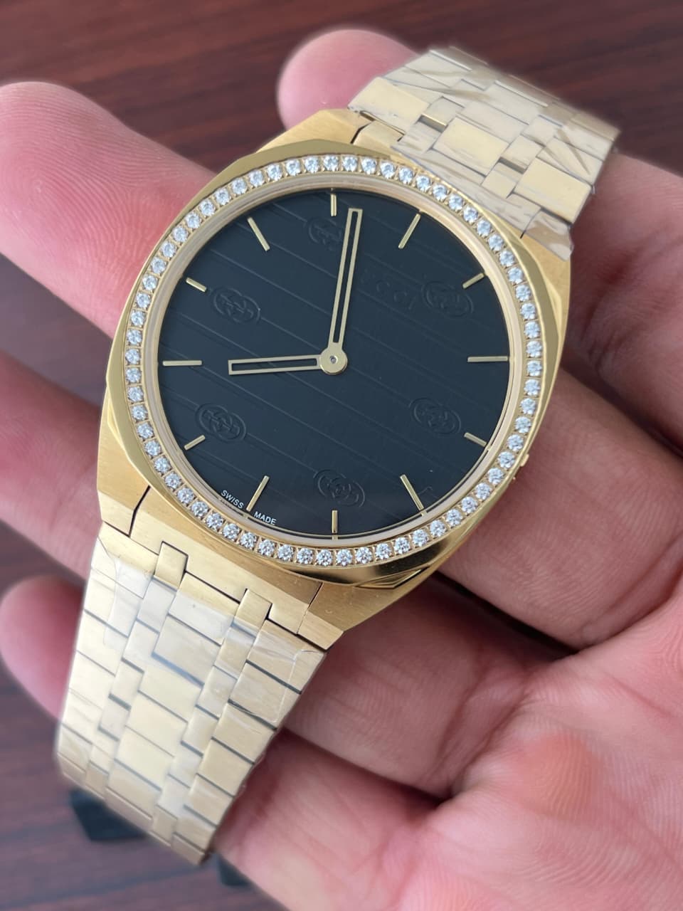 Gucci 25H 38mm Stainless Steel Quartz (YA163409) Men's Watches - Image 2