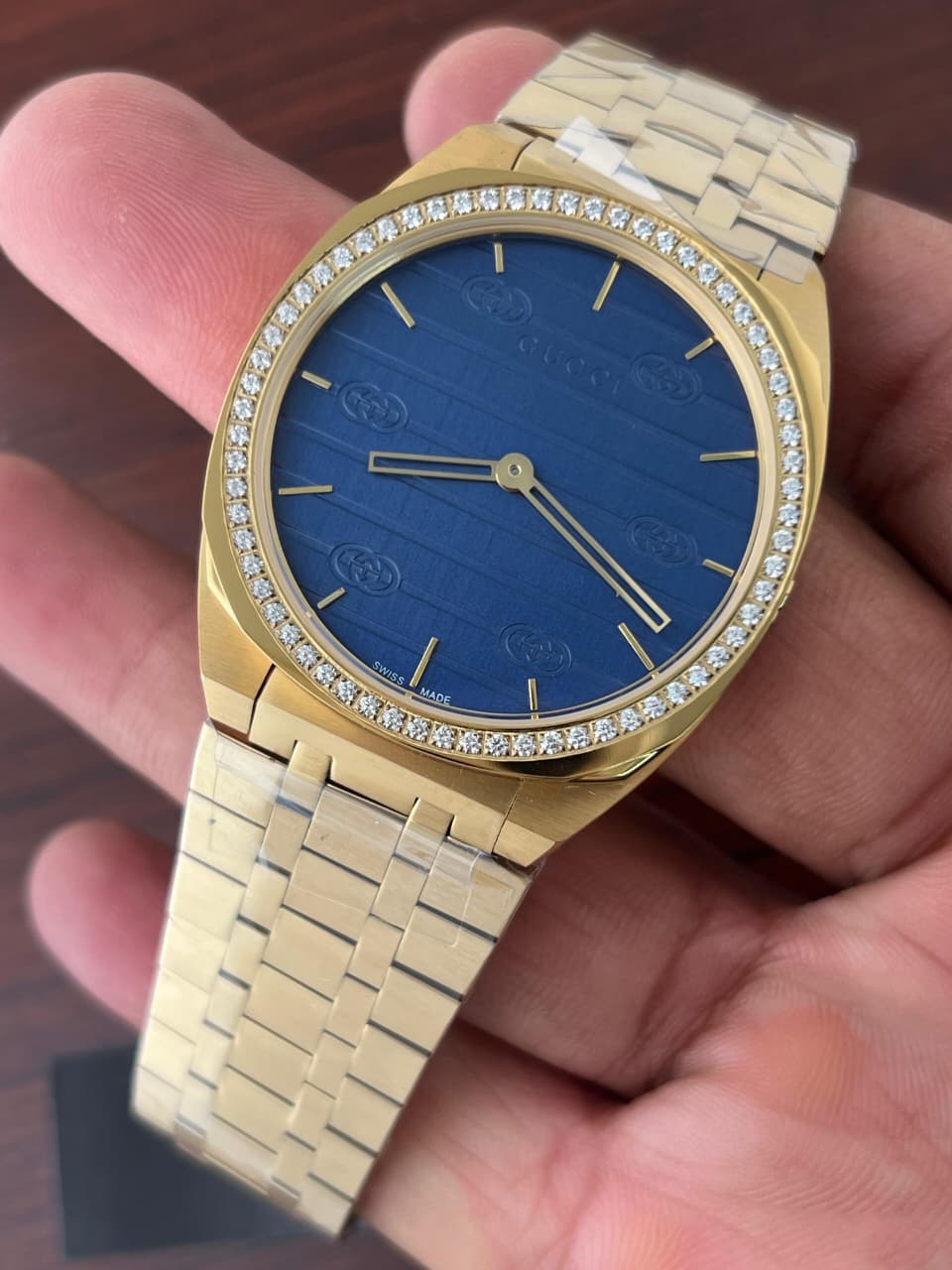 Gucci 25H 38mm Stainless Steel Quartz (YA163409) Men's Watches - Image 2