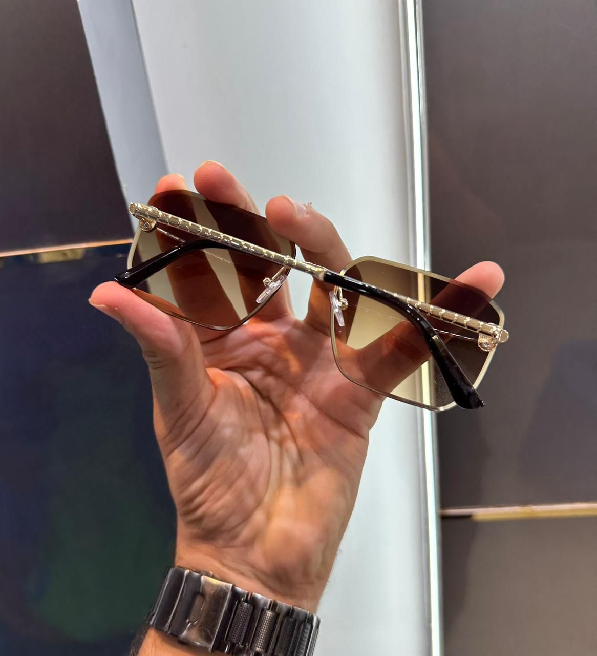 Bvlgari Unisex Rimless Sunglasses - Image 3