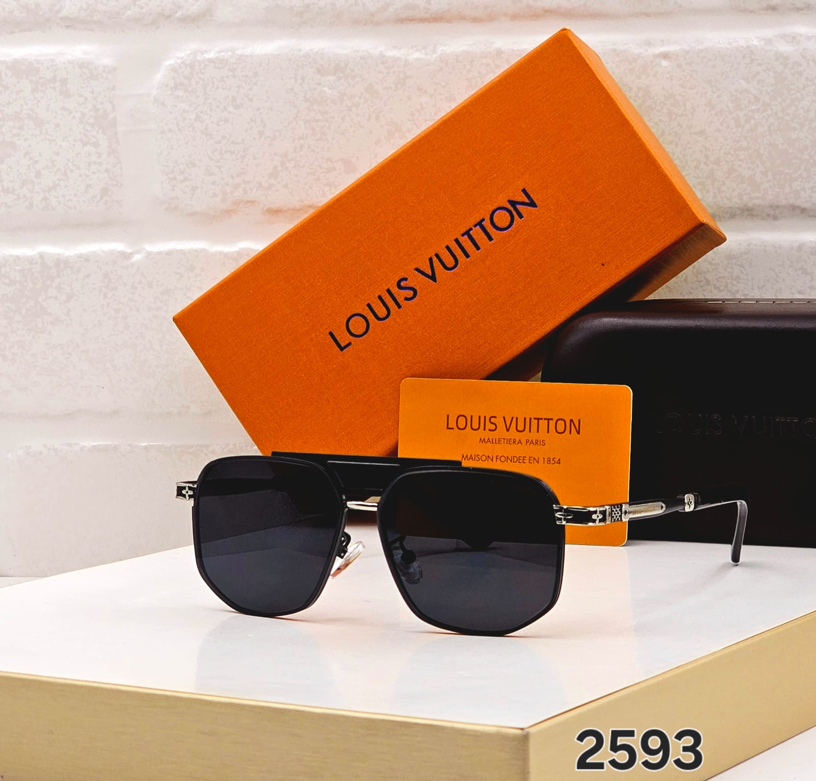 Louis Vuitton Square Aviator Unisex Sunglasses - Image 6