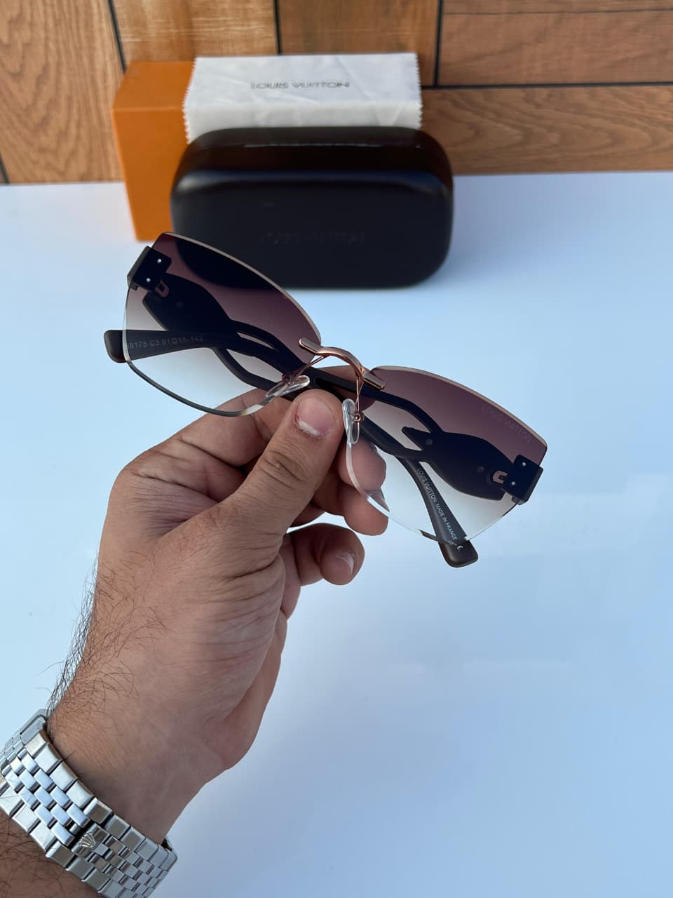 Louis Vuitton Unisex Rimless Sunglasses - Image 3