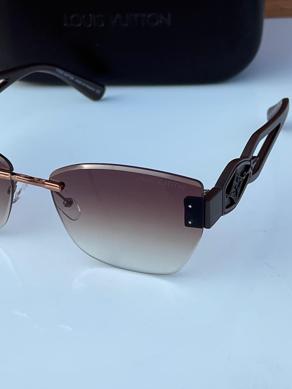 Louis Vuitton Unisex Rimless Sunglasses - Image 5