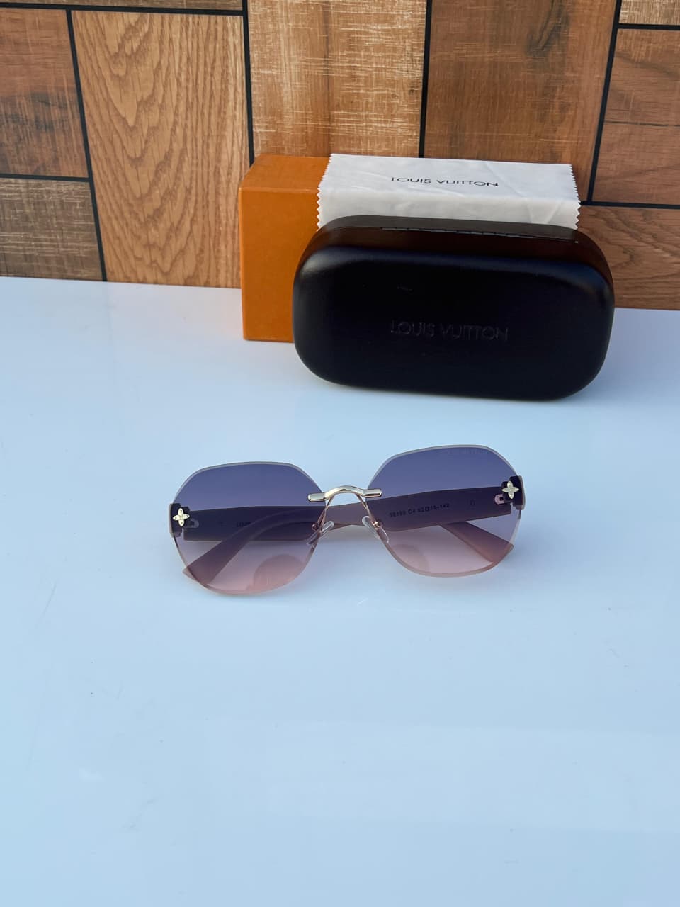 Louis Vuitton Rimless Women’s Sunglasses - Image 4