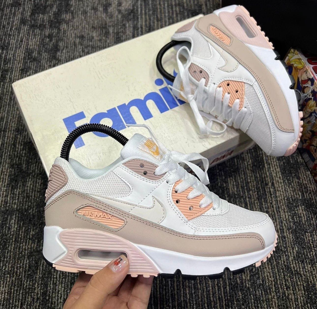 Nike Air Max 90 Women's Shoes