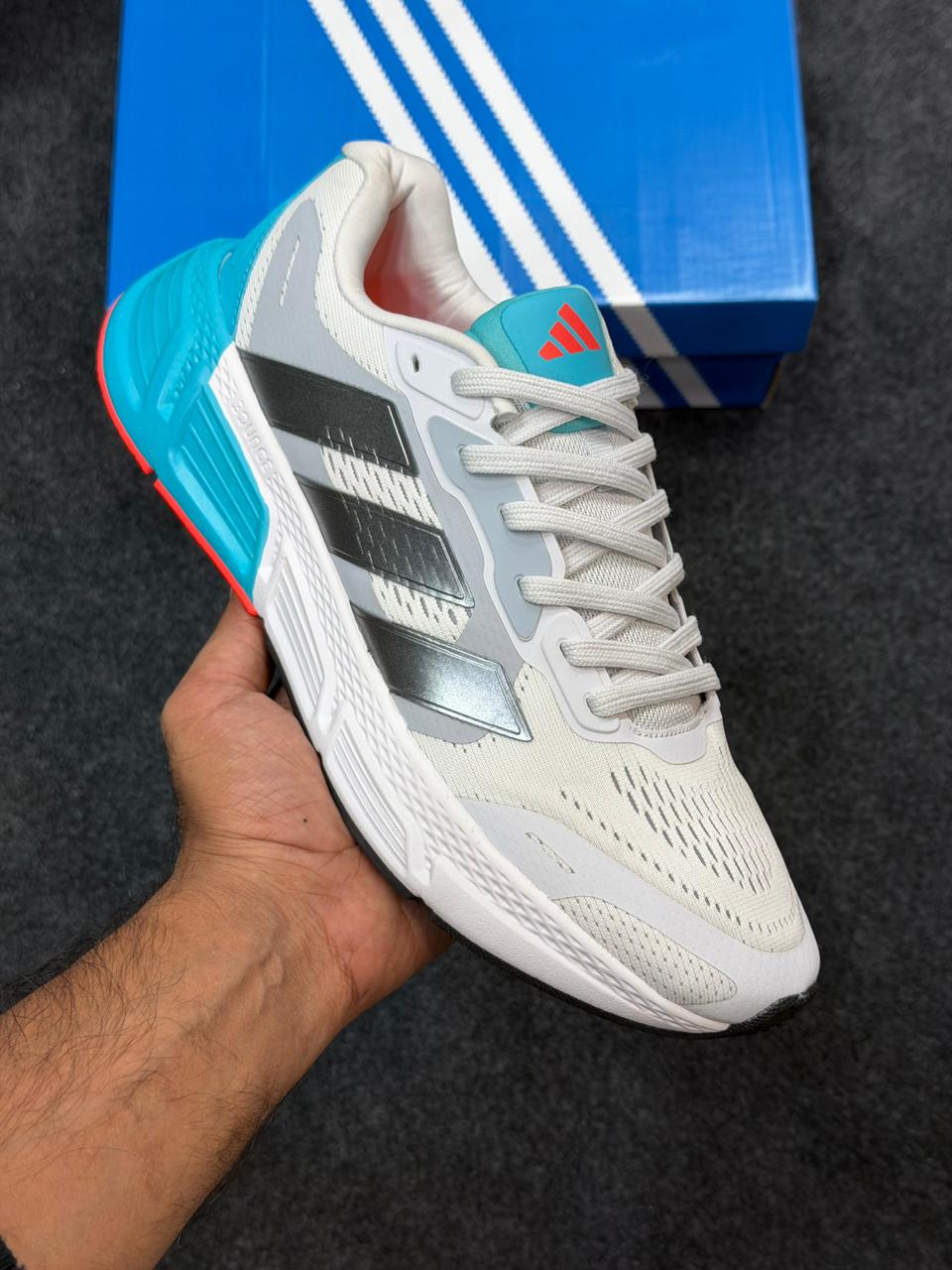 Adidas Questar 2025 Casual Trainer Men's Shoes - Image 4