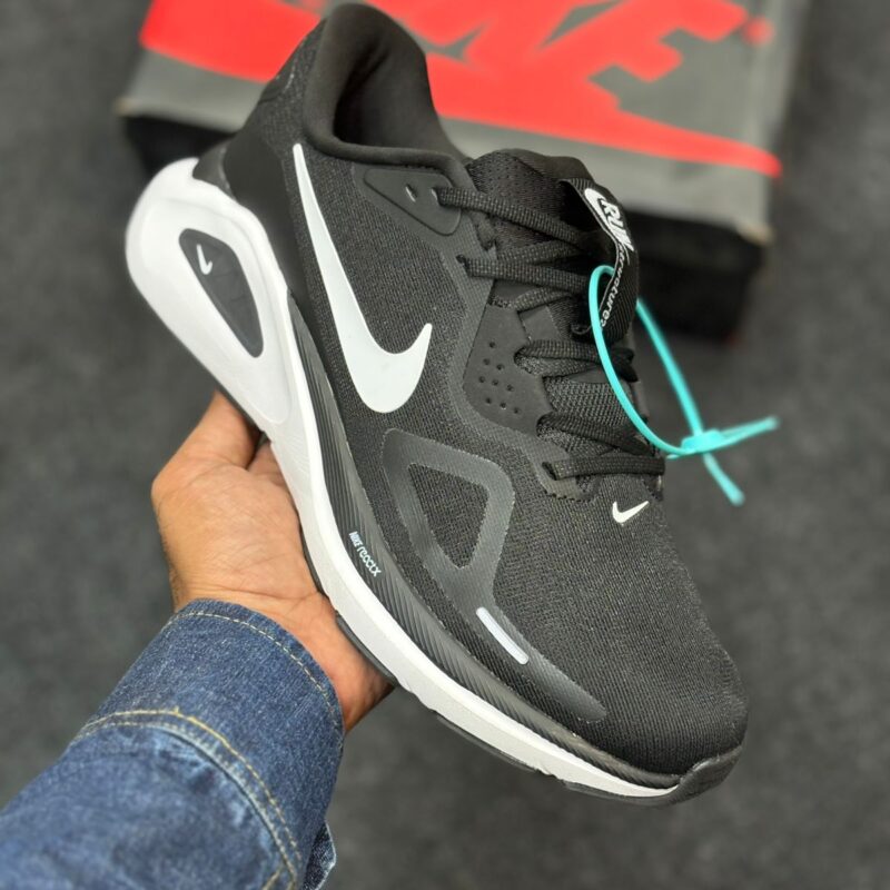 Nike Zoom structure 26 Men's Shoes