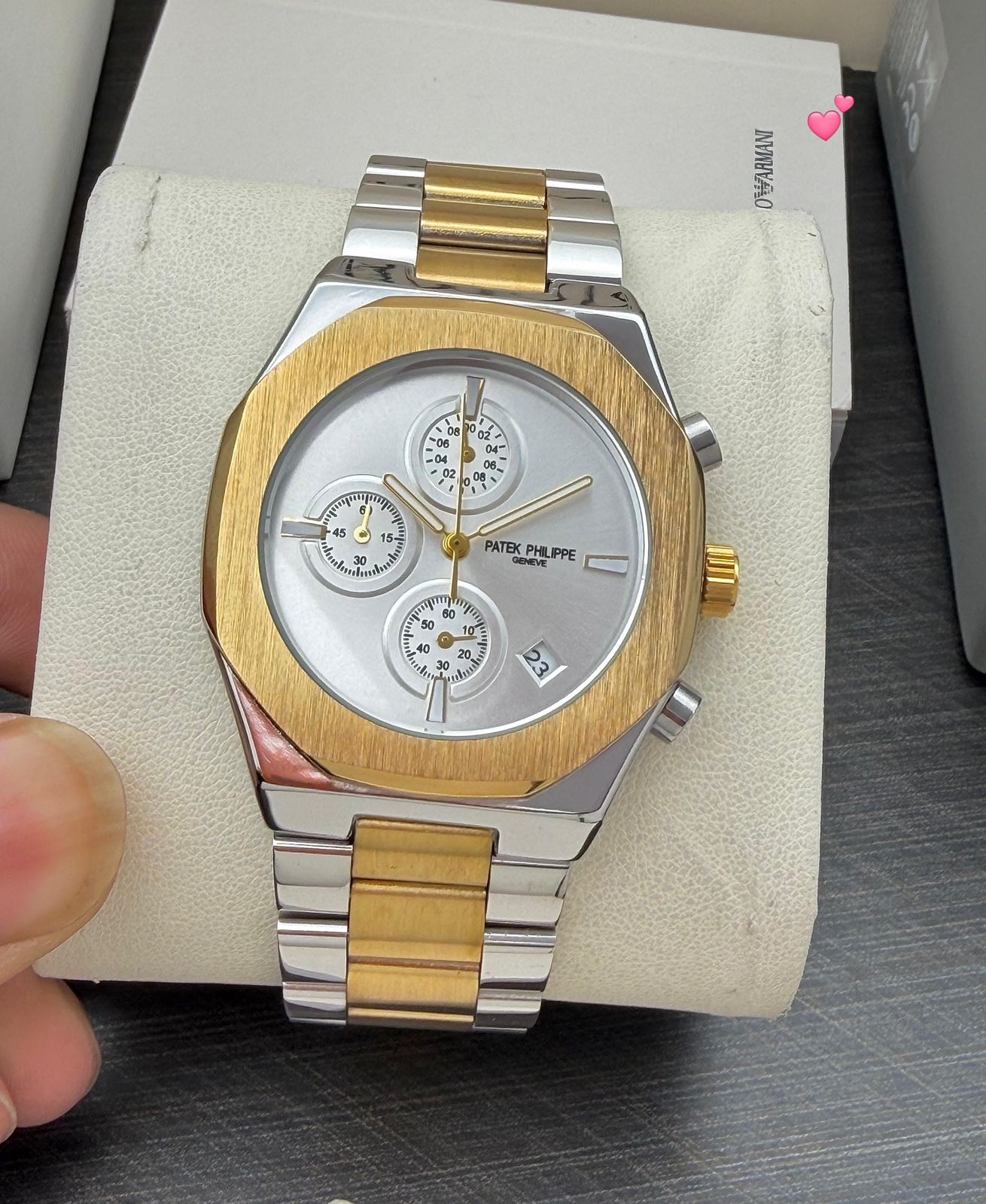 Patek Philippe Nautilus Two-Tone Silver Stainless Steel Chronograph 40mm Quartz Movement Men's Watch