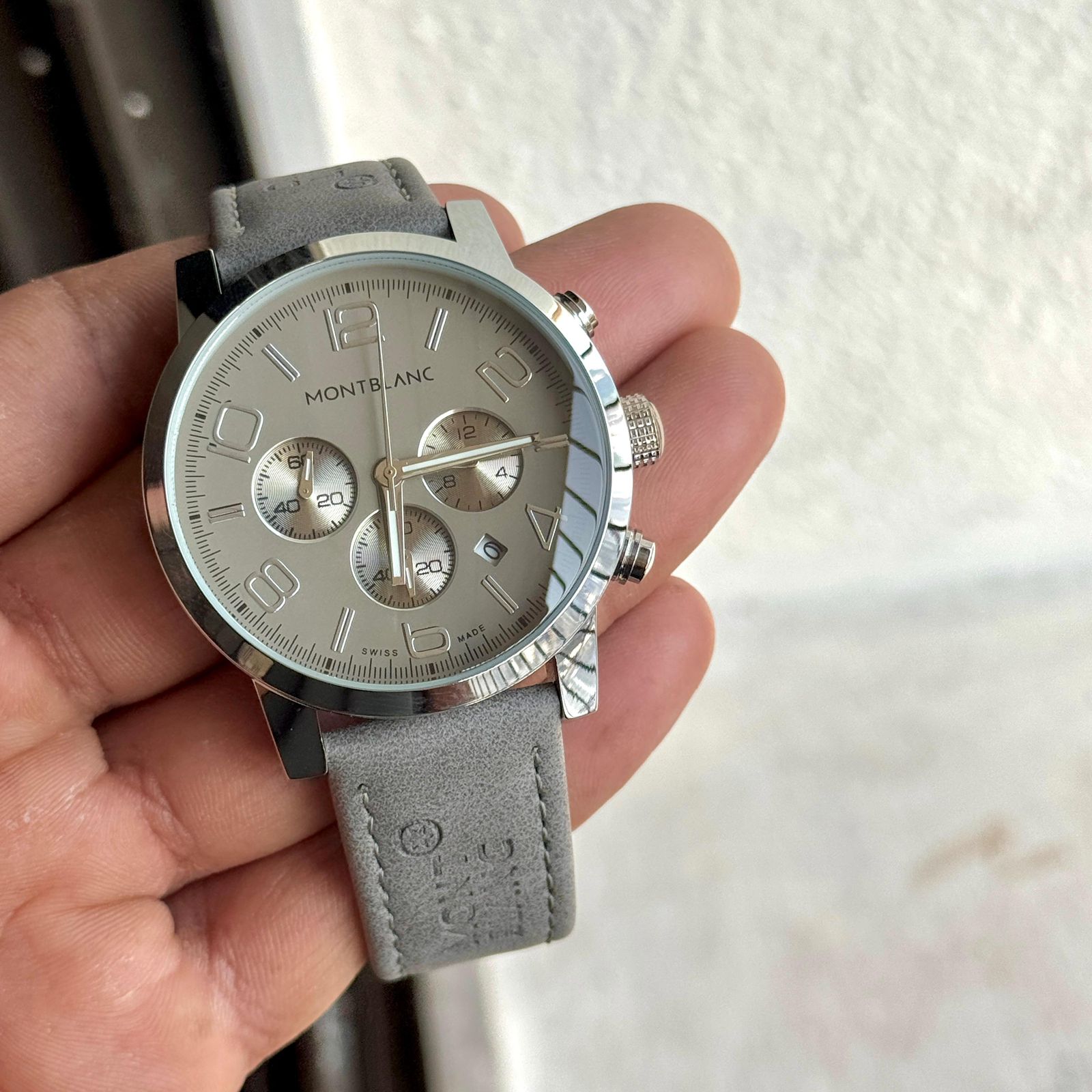 Montblanc Silver Cream Chronograph 43mm Quartz Movement Men's Watch - Image 2