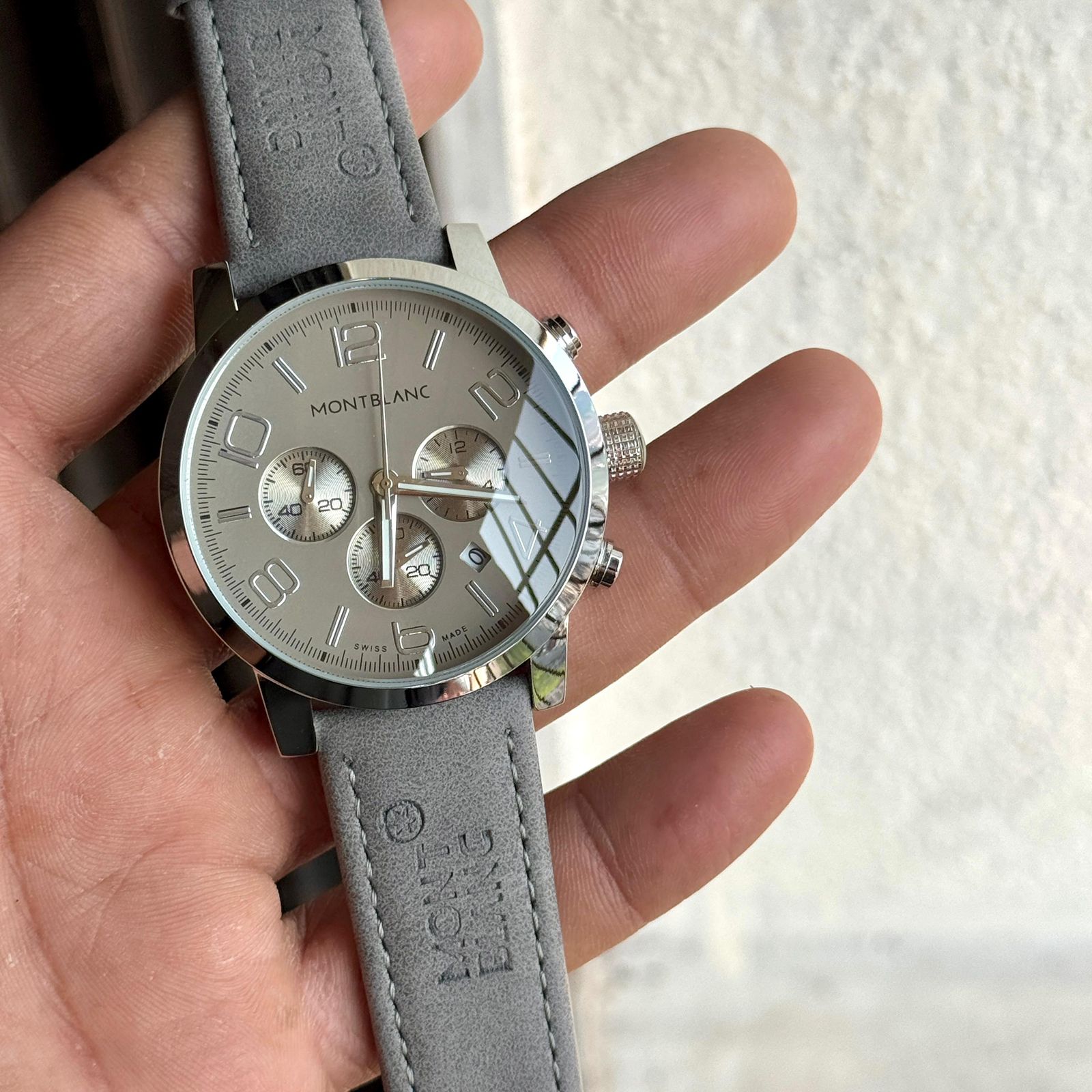 Montblanc Silver Cream Chronograph 43mm Quartz Movement Men's Watch - Image 3