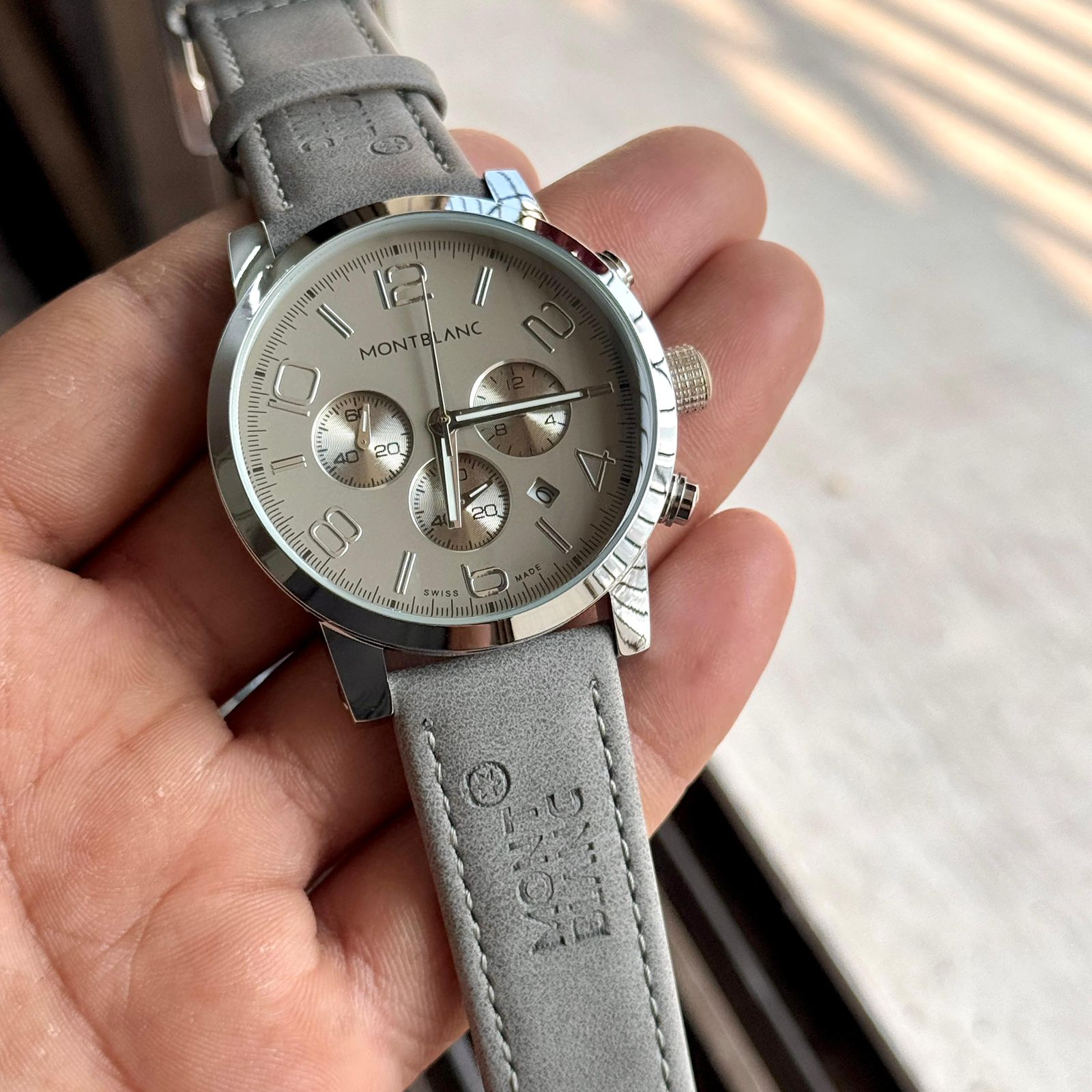 Montblanc Silver Cream Chronograph 43mm Quartz Movement Men's Watch - Image 4