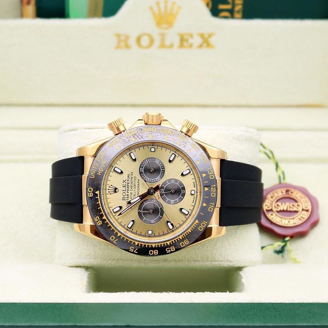 Rolex Cosmograph Daytona Yellow Gold Black Chronograph 40mm Automatic Men's Watch - Image 3
