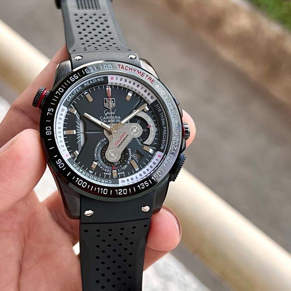 TAG Heuer Carrera Black Caliper Chronograph Tachymeter Rubber Strap 42mm Quartz Movement Men’s Watch - Image 3
