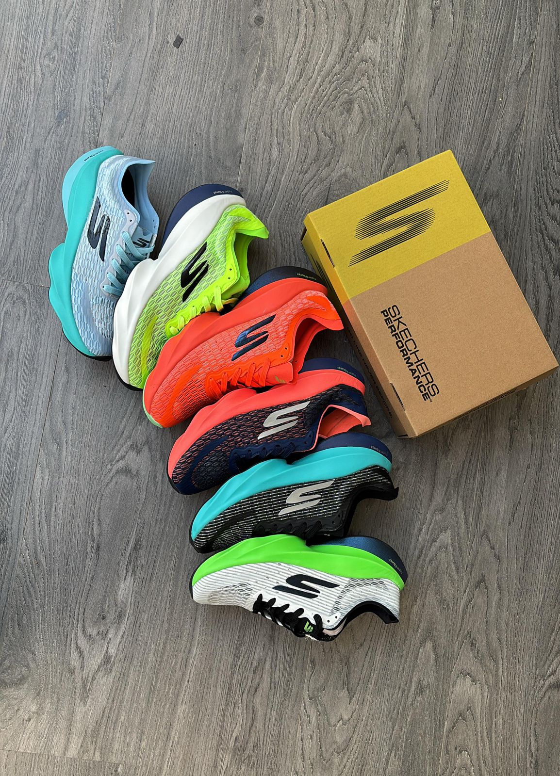 Skechers AERO Tempo Men's Shoes