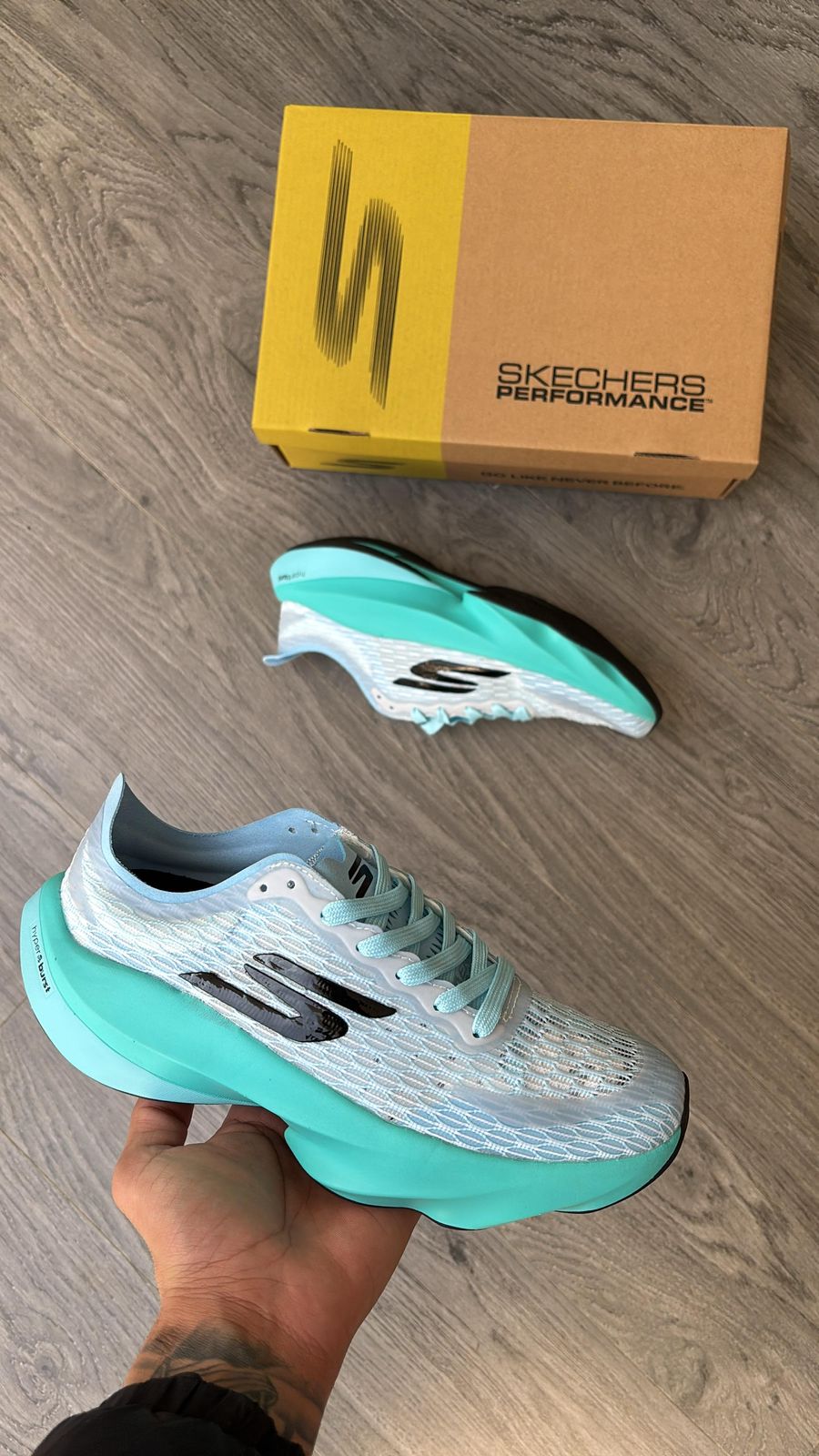 Skechers AERO Tempo Men's Shoes - Image 5