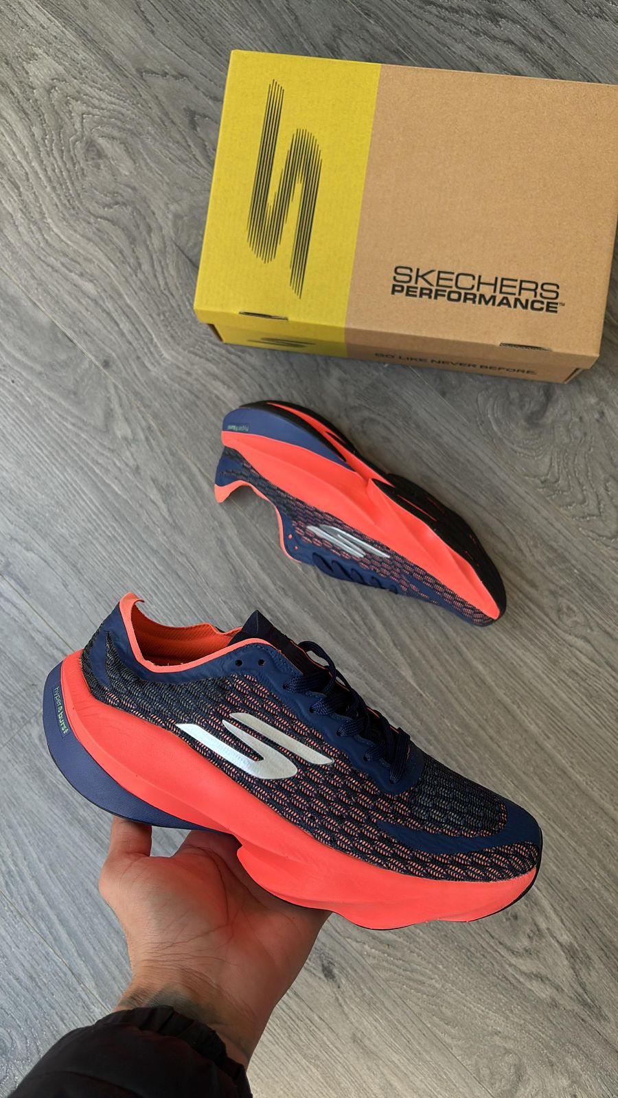 Skechers AERO Tempo Men's Shoes - Image 4