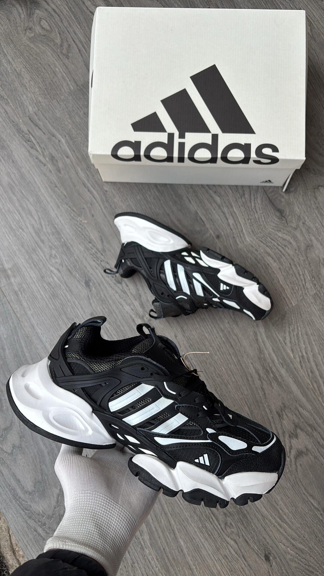 Adidas vento XLG Deluxe Men's Shoes - Image 3