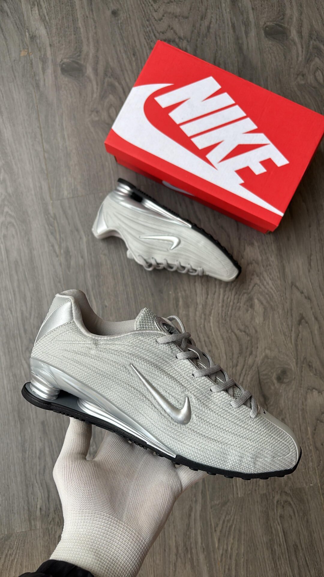 Nike Shox z Men's Shoes - Image 2