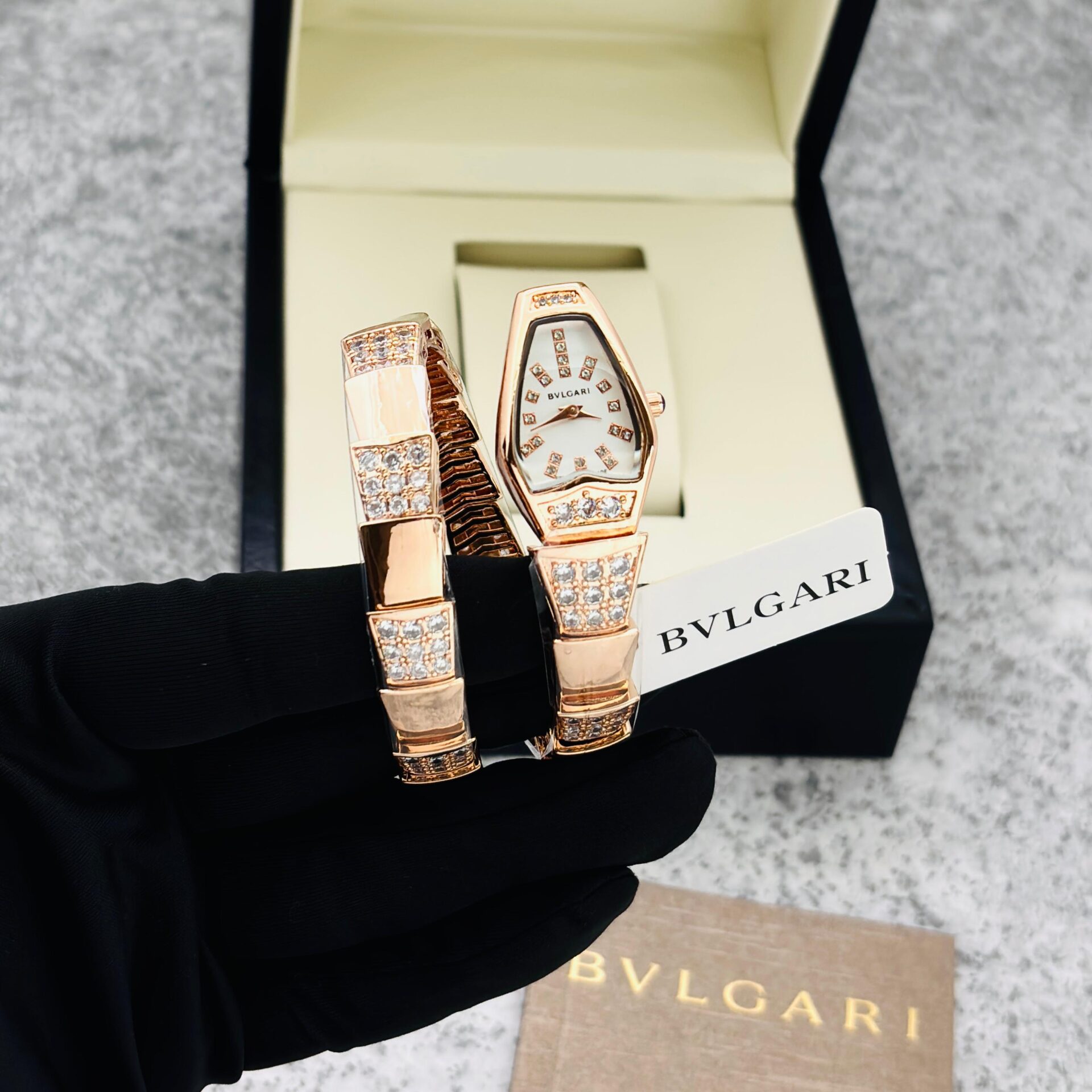 Bvlgari Serpenti Tubogas Gold Women's Watch - Image 2