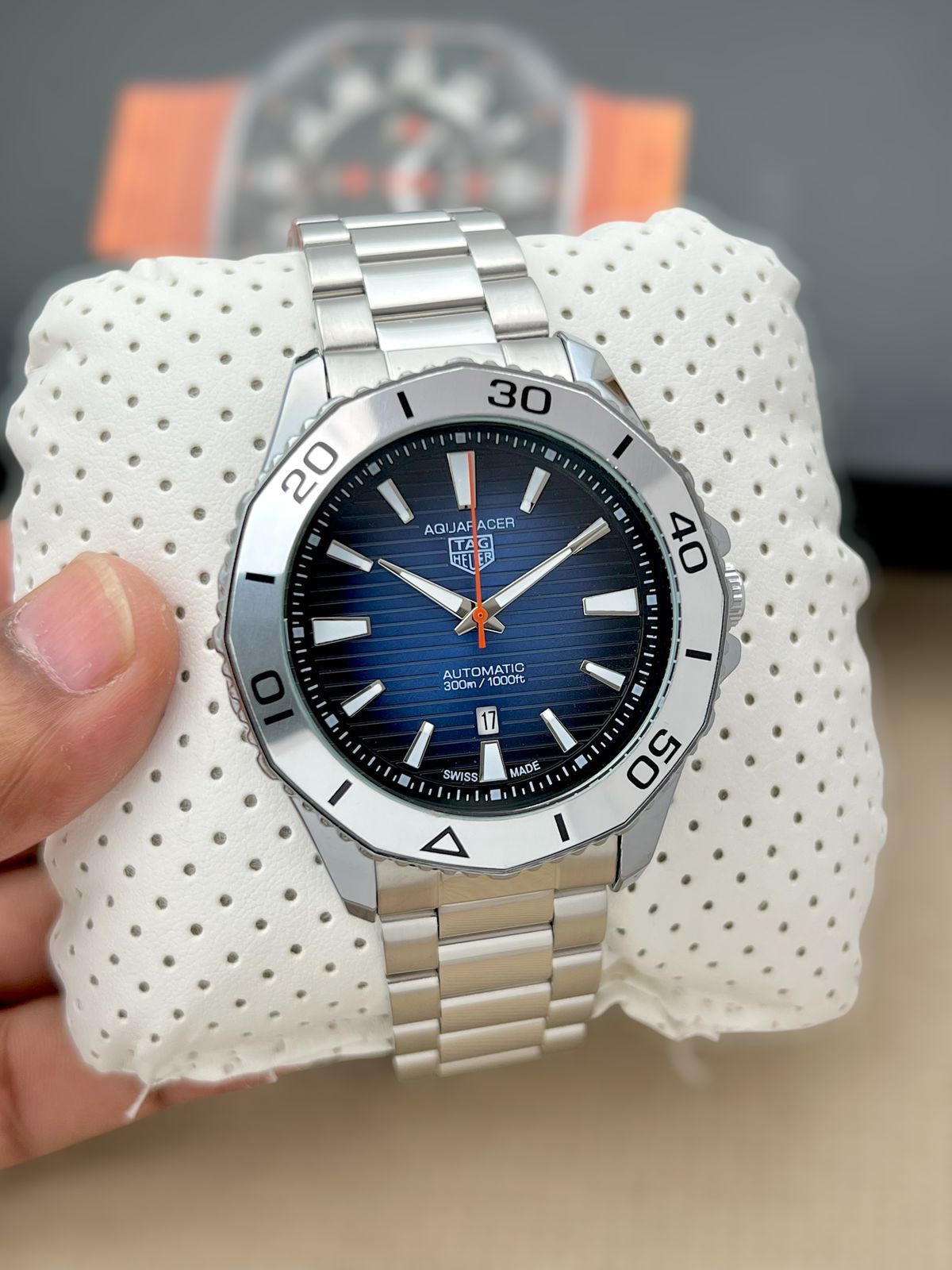 Tag Heuer Aquaracer 300 Stainless Steel Water Resistance 43mm Quartz Movement Men's Watch - Image 3