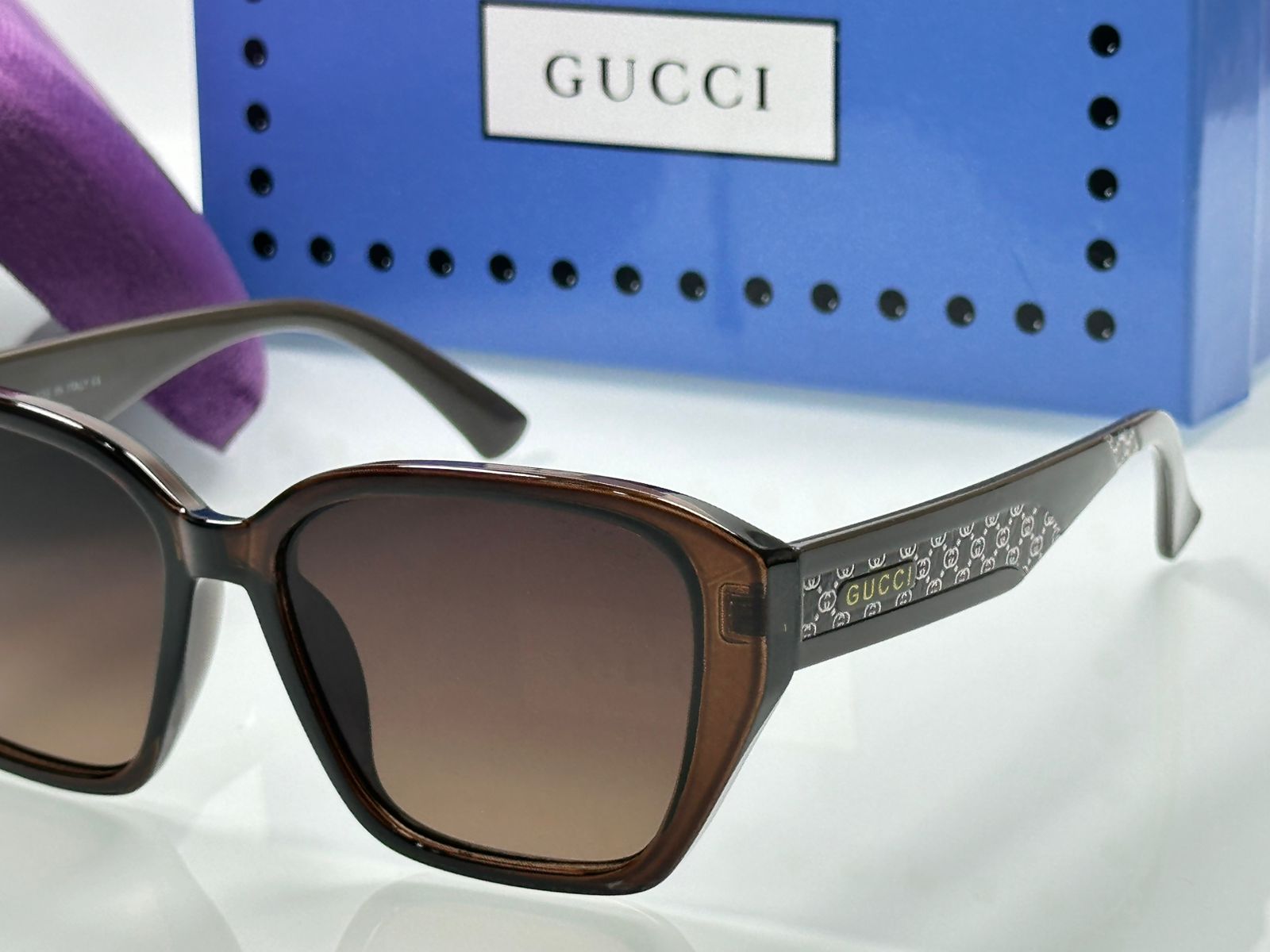 Gucci Women's Oversized Square Sunglasses - Premium Geometric Fashion with Signature Logo Temples - Image 7