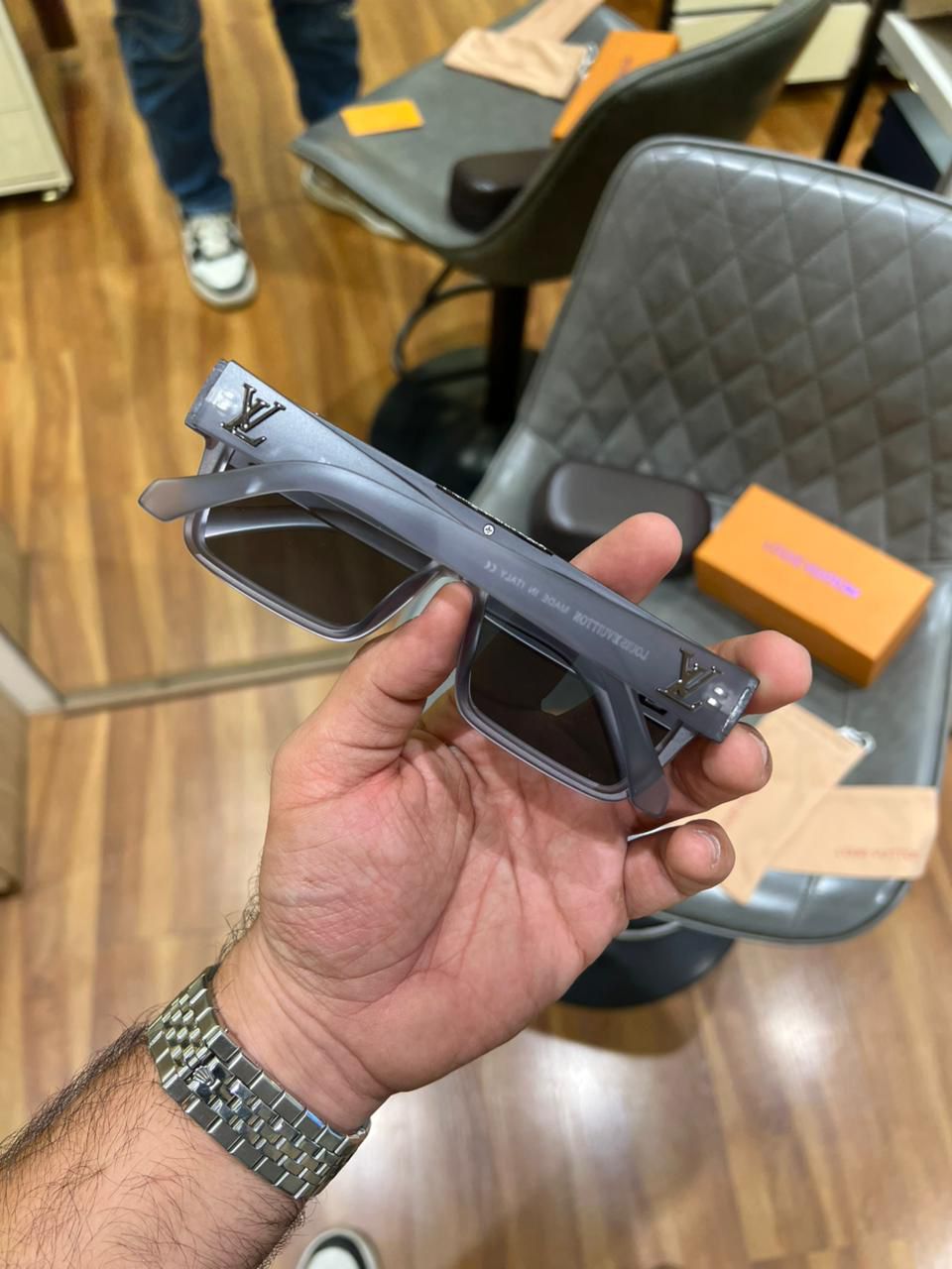 Louis Vuitton 1.1 Millionaires Beveled Square Luxury Unisex Sunglasses - Image 2