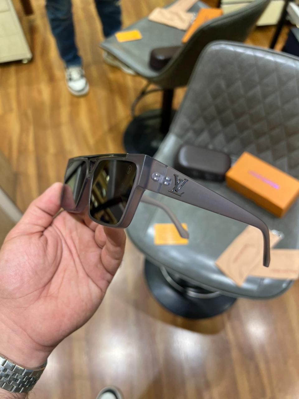 Louis Vuitton 1.1 Millionaires Beveled Square Luxury Unisex Sunglasses - Image 3